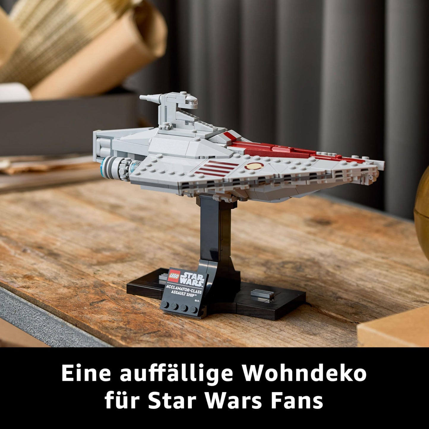 LEGO Star Wars 75404 Acclamator Class Assault Ship from Attack of the Clones - Starship to collect, build and display - Fantasy building set - Gift for adult and young fans