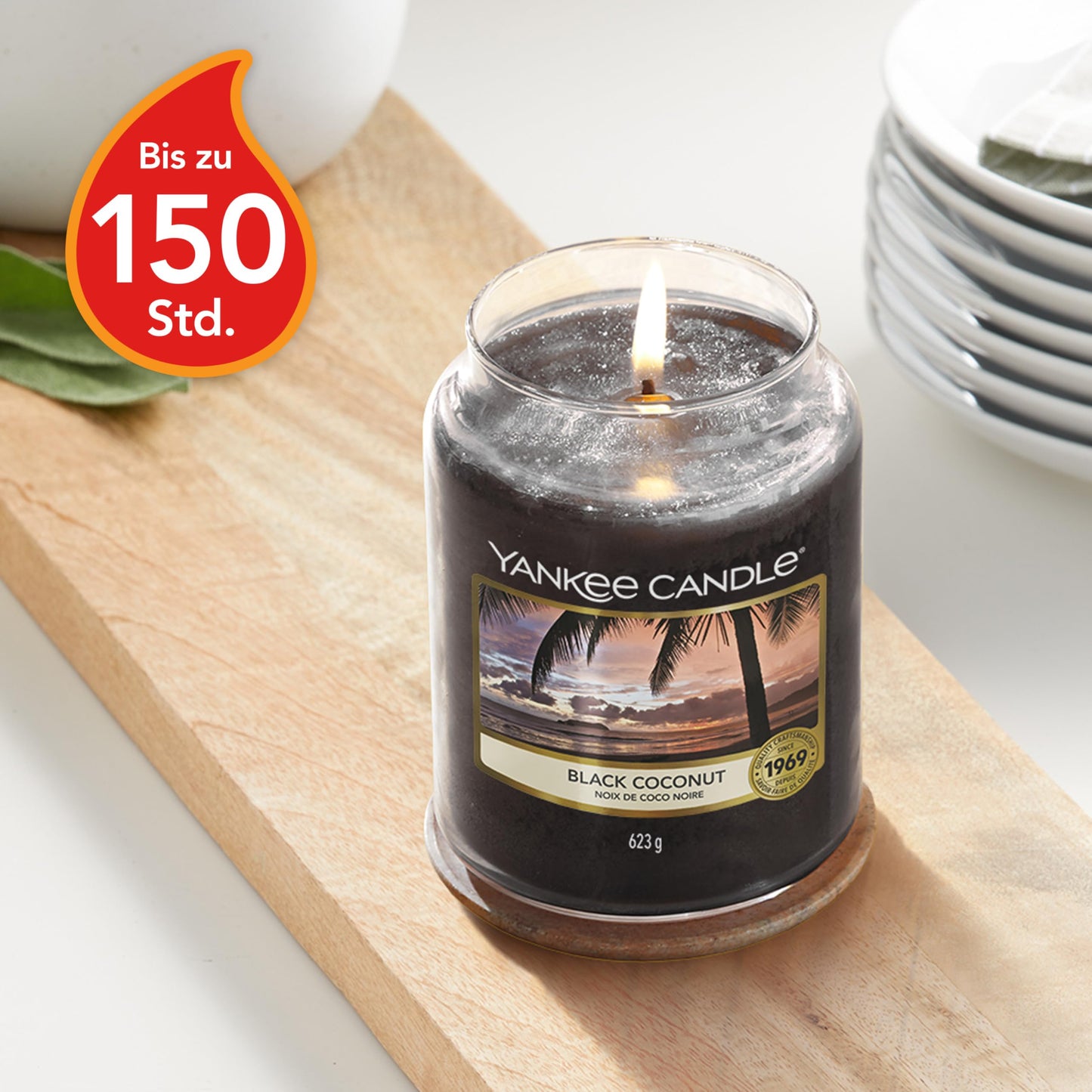 Yankee Candle scented candle in a glass (large) | Black Coconut | Candle with a long burning time of up to 150 hours Perfect gifts for women - 1254003EZ