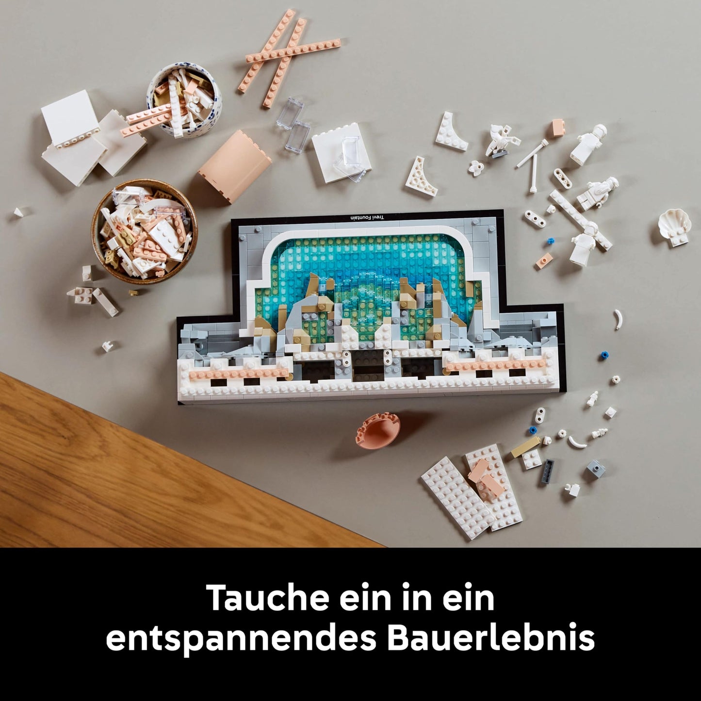 LEGO Architecture Trevi Fountain - Model of a Rome Landmark with Minifigures Sculptures - Collectible for the Office and Living Room - Gift for Adults and Architecture Lovers 21062