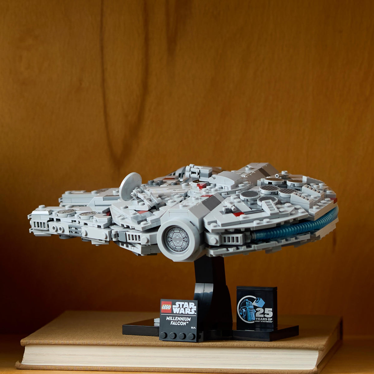 LEGO Star Wars R2-D2, collectible building bricks for assembling, playing, and displaying & Star Wars Millennium Falcon, model of a starship from Star Wars. - 75379