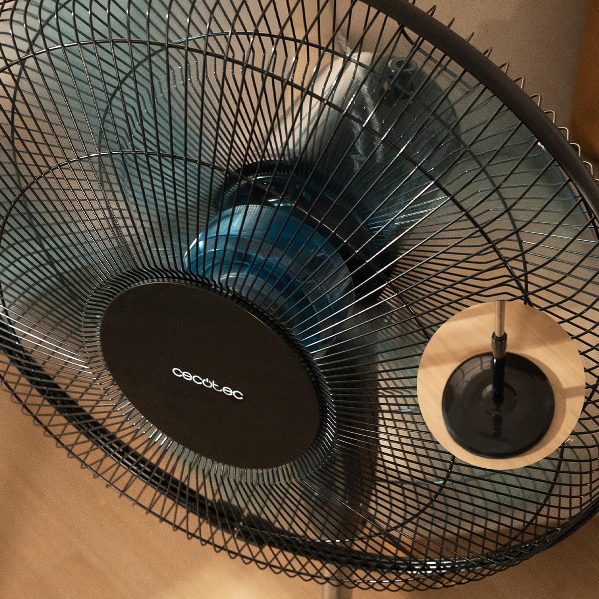 Cecotec pedestal fan 515 WindLite Pro. 56W power, 3 speeds, automatic oscillation, 40cm diameter, 5 aerodynamic blades for even air circulation - A01_EU01_123562