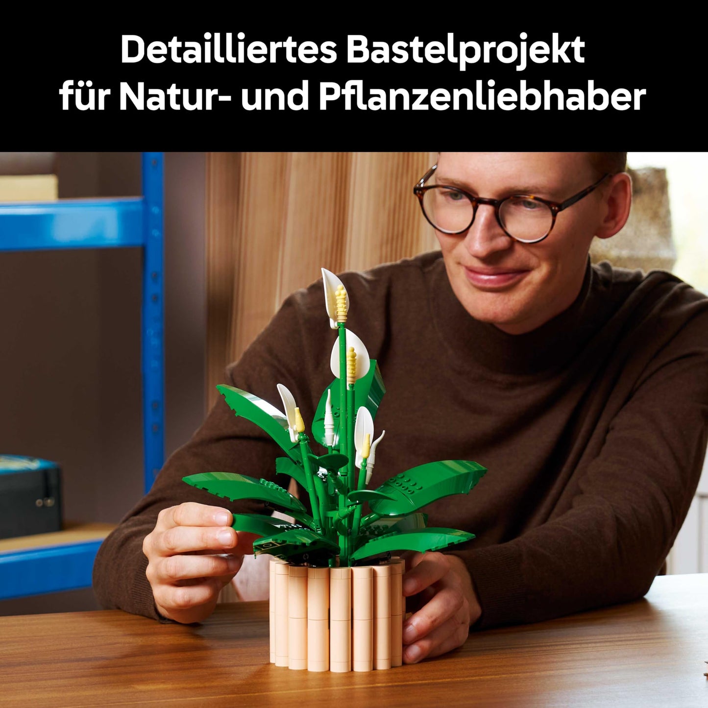 LEGO Botanicals Peace Lily - Artificial Plant Set for Adults - With Artificial White Flowers and Buds for DIY Decoration - Gift Idea for Women - 11504
