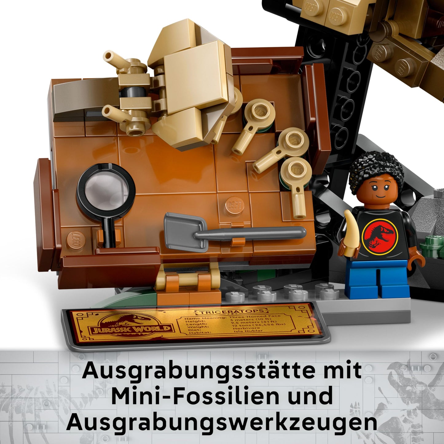 LEGO Jurassic World Dinosaur Fossils: Triceratops Skull Model, Dinosaur Toy for Boys and Girls Ages 9 and Up, Gift for Children and Jurassic World Fans 76969