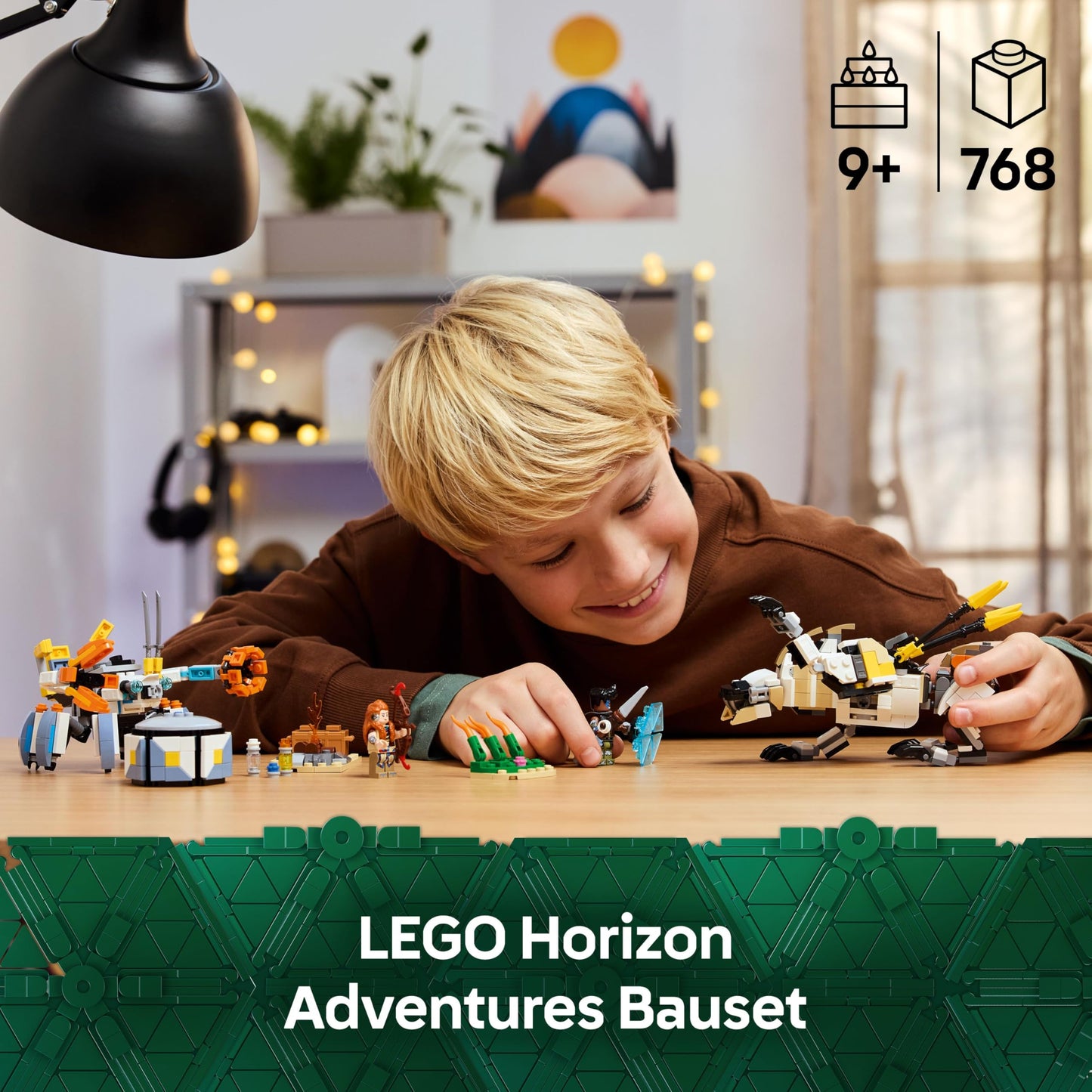 LEGO Horizon Adventures Aloy and Varl vs. Panzerwanderer and Sawtooth, toy with monster machines and minifigures, collectible playset for video game fans, boys and girls aged 9 and up 77037