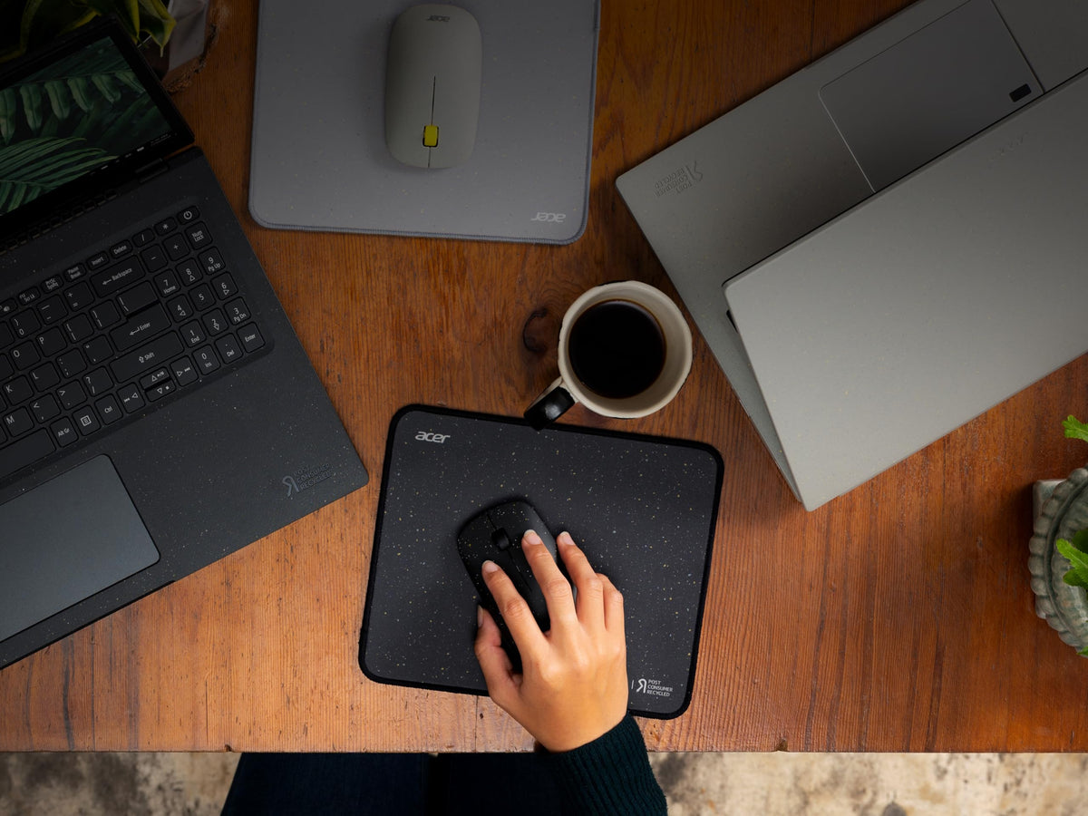 Acer Vero Mouse AMR020 - Wireless Mouse (2.4GHz Wireless Mouse, 1200 DPI, Smart Power Management, ergonomic design for both right and left-handed users, silent scroll wheel, 30% PCR plastic content) black - GP.MCE11.02L