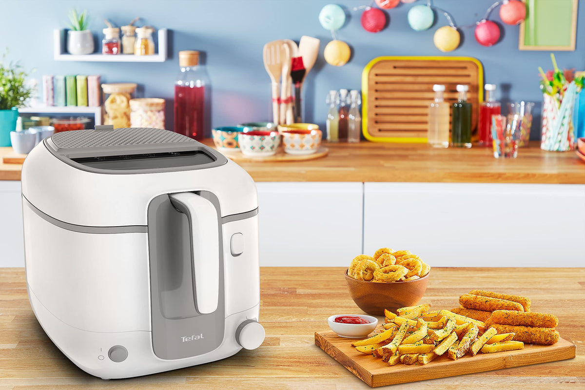 Tefal Super Uno Access Fryer, capacity 2.2 L, dishwasher-safe parts, odor filter, removable container, white/grey, FR3100