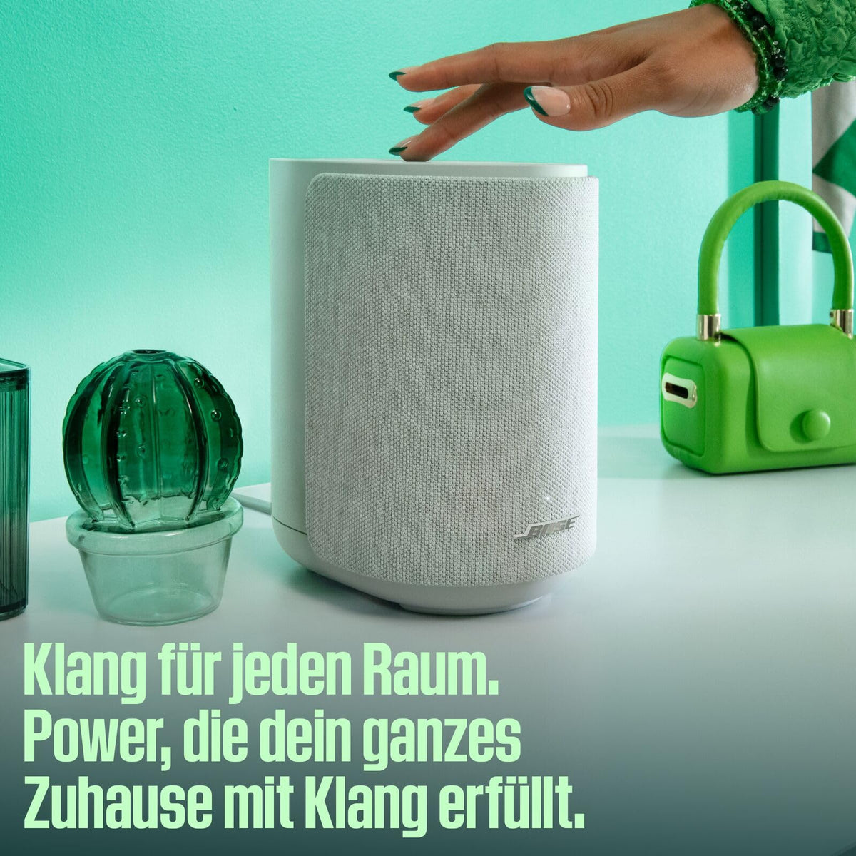 Boxe Bose Lifestyle Ultra, boxă de acasă fără fir cu TrueSpatial‑Audio, CleanBass, AirPlay și Google Cast, Negru - 894001-2100