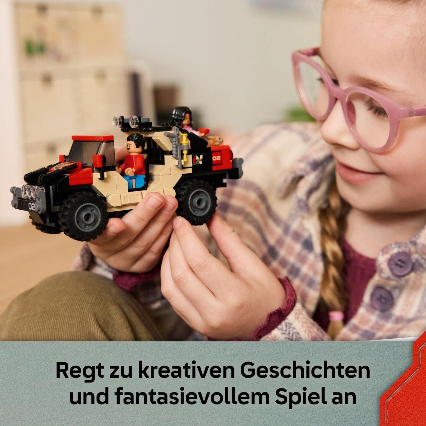 LEGO Jurassic World Raptor: Off-road vehicle chase - 2 dinosaur figures, car, 2 minifigures - gift for boys and girls aged 6 and up, fans of the film "The Rebirth" - 76972