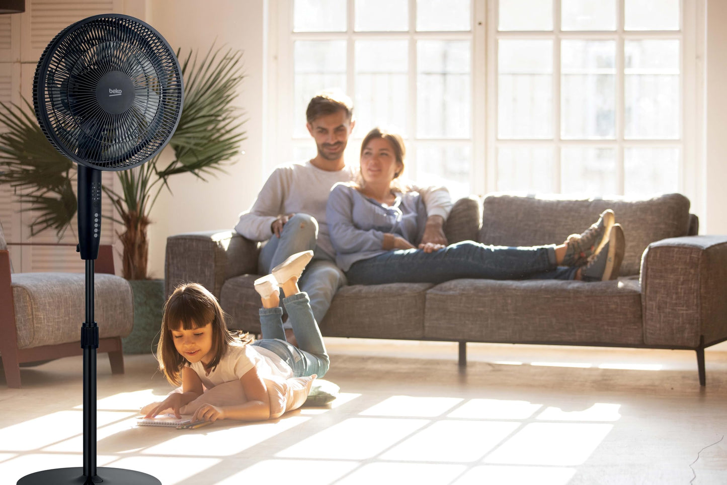 Beko - EFS6700B - Pedestal fan, 50 W, 3 speeds, height and tilt adjustable - Black, 40.1 x 40 x 134.5 cm
