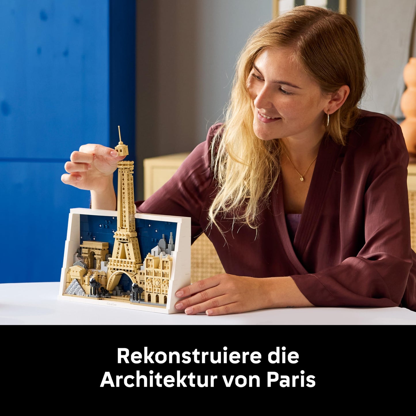 LEGO Architecture Paris - City of Love 3D puzzle - wall decoration as a craft set for building - DIY set for adults with Parisian landmarks such as the miniature Eiffel Tower - gift for men and women - 21064