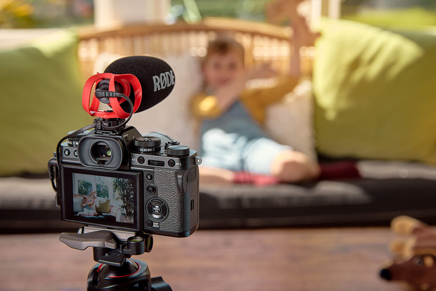 RØDE VideoMicro II – Ultra-compact shotgun microphone for camera or mobile device, with XLR