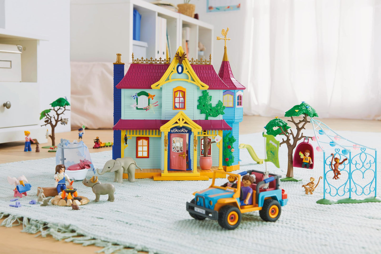 PLAYMOBIL | Animals & Friends | Colorful off-road vehicle | Toys for ages 4+ | Gift for children | Promotes creativity & sense of adventure | With figures, vehicle & accessories | 71854