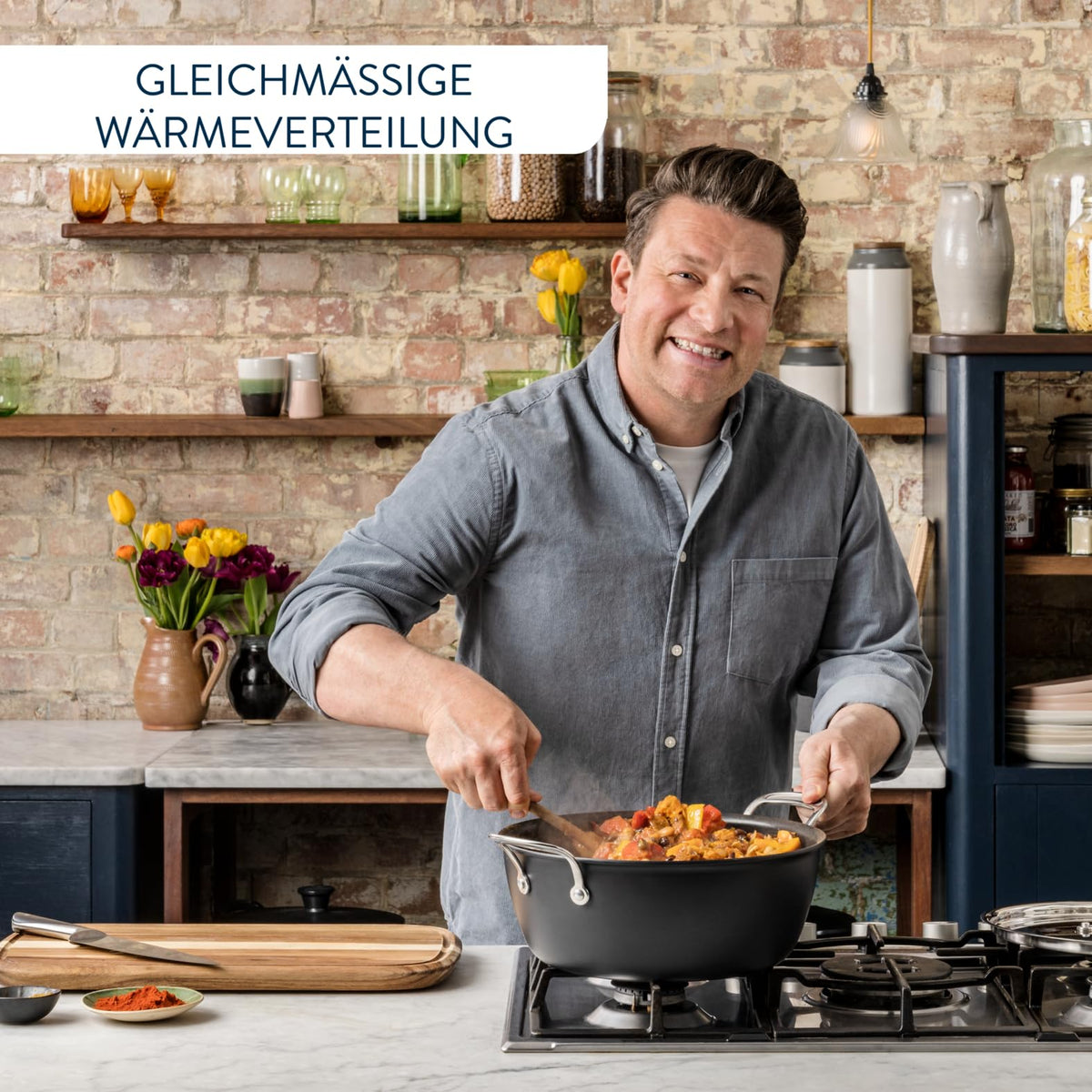 Set de gătit Tefal Jamie Oliver, oală cu fund harteloxat pentru inducție de 30 cm, cu strat antiaderent, ideală pentru cantități mari, cu semnal termic la temperatura optimă de prăjire, inox/negru, H91254 - H9125444