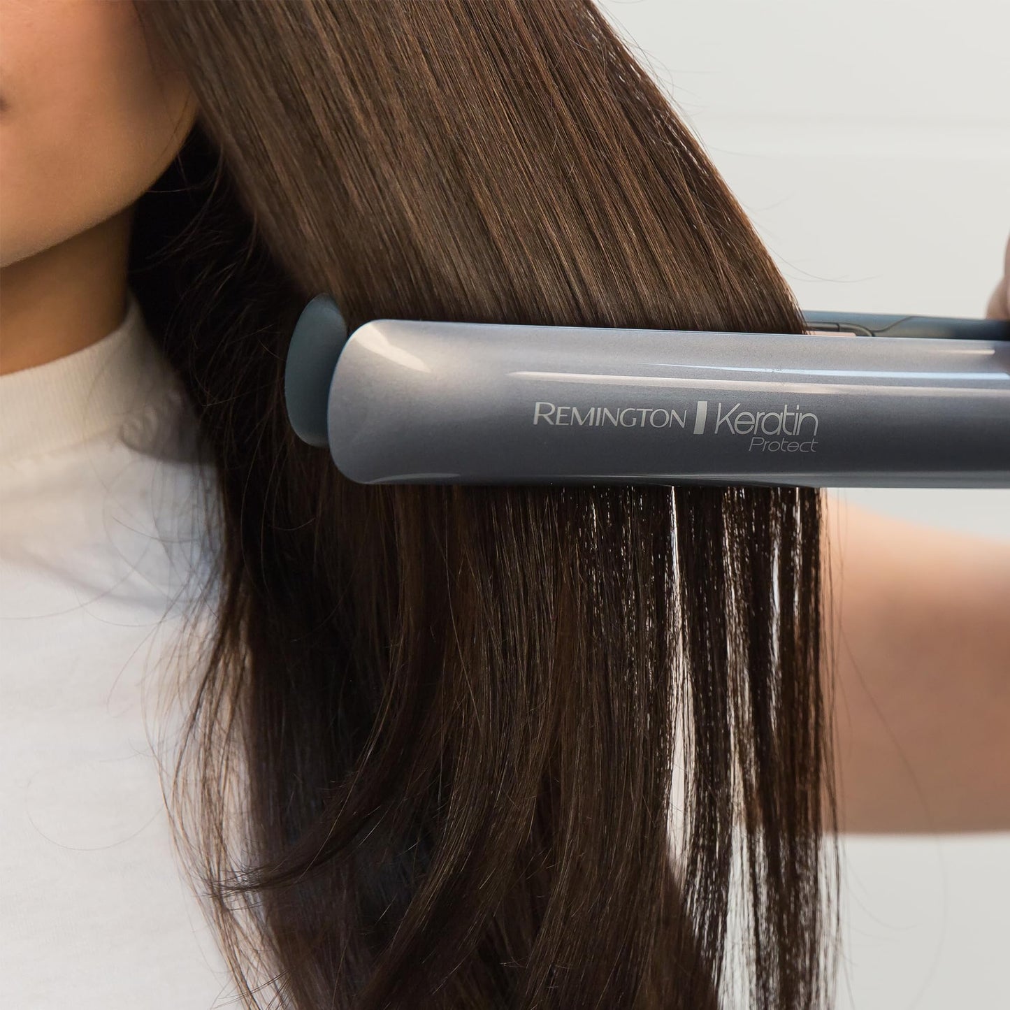 Remington straightener Keratin Protect (patented heat protection sensor for 3x more protection against hair damage - constantly measures the moisture content in the hair) Digital display, 160-230°C, hair straightener S8598 - 45602560100