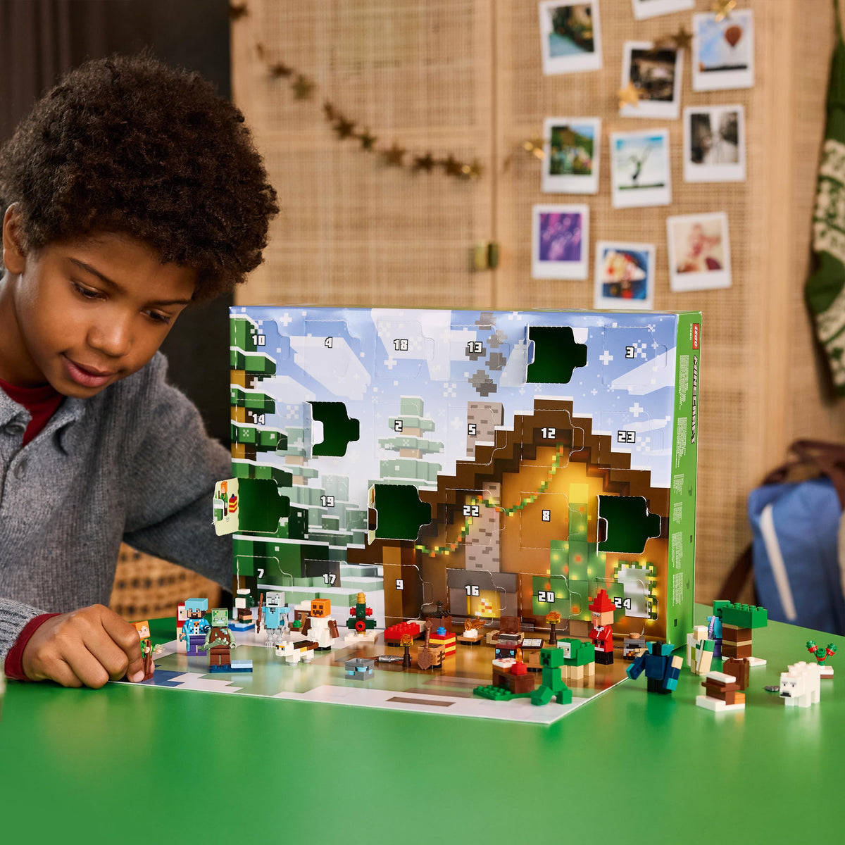 LEGO Minecraft Adventskalender 2025 - Jucărie pentru băieți și fete de la 7 ani - 24 de surprize inclusiv minifigurine și mini-modele - Set de joacă pentru copii - Cadou de gaming pentru Advent - 21280