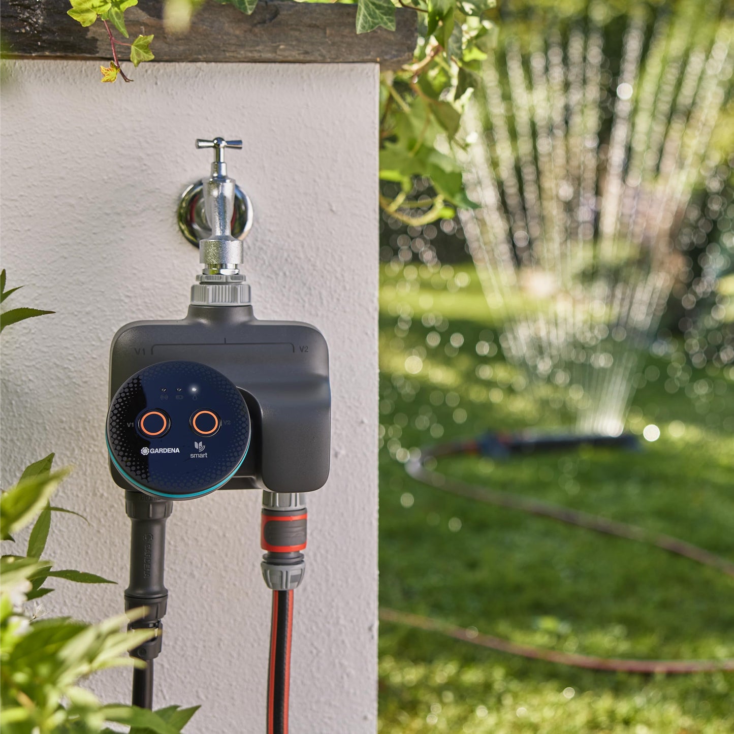 Gardena smart Dual Water Control irrigation controller; smart: Data-controlled irrigation*, Smart Home Integration*, For two independent garden areas, High-quality valve technology (19034-20)