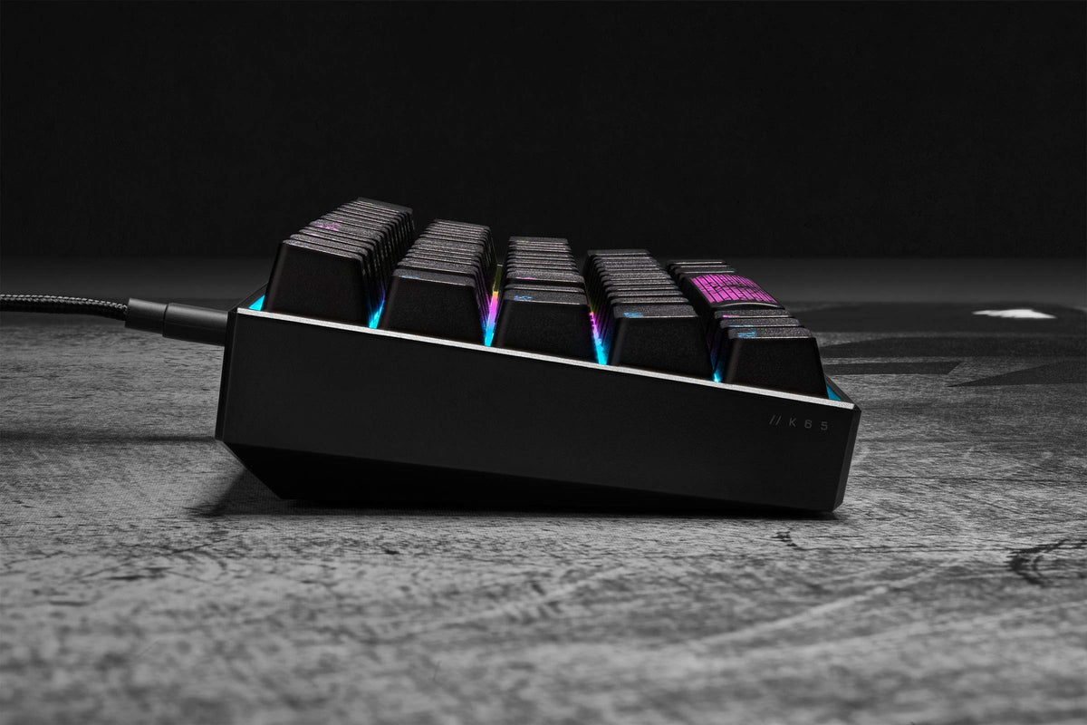 Corsair K65 RGB MINI 60% Tastatur mecanică pentru gaming (Iluminare RGB personalizabilă pentru taste individuale, taste CHERRY MX SPEED, capace de taste PBT Double-Shot, tehnologie AXON) QWERTZ, Negru - CH-9194014-DE