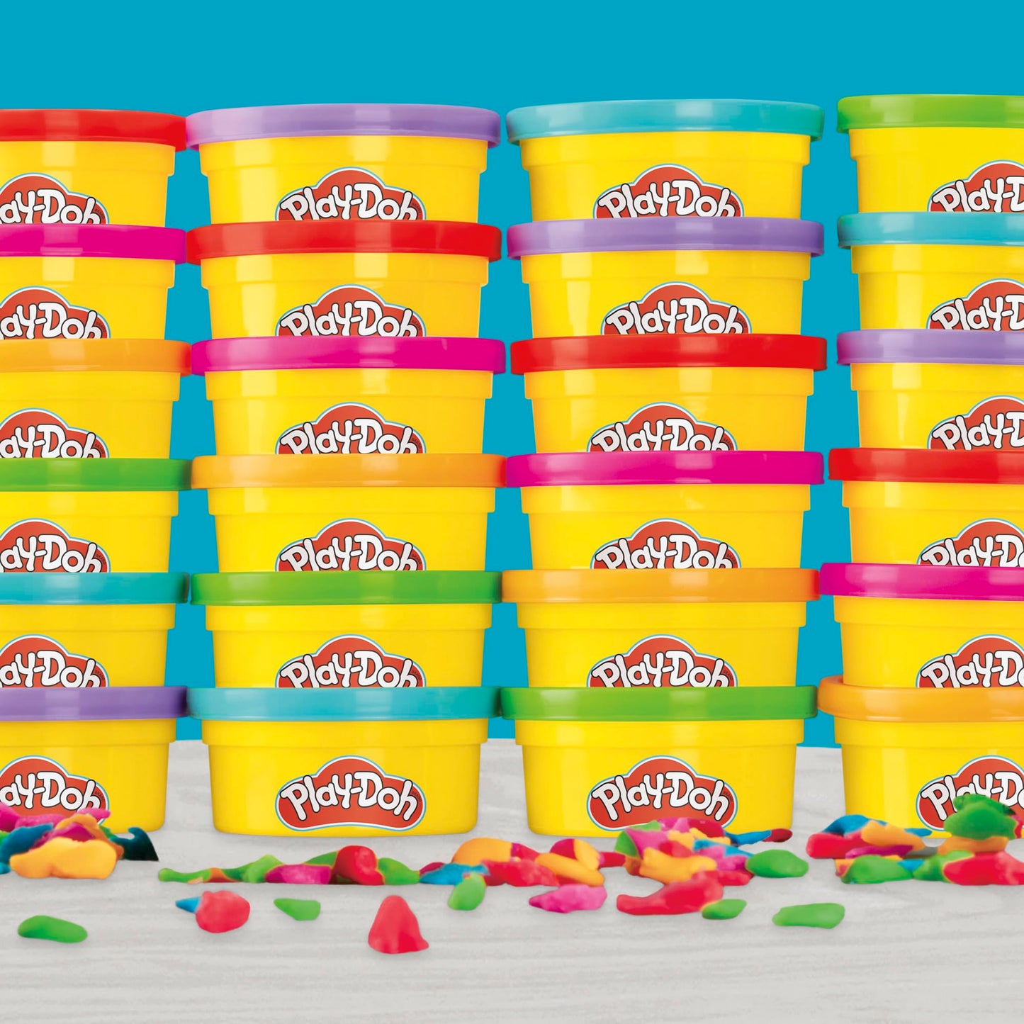 Play-Doh Fantastic Party Pack, 24 cans of modeling clay, each 56 grams in 4 colors, plus 24 matching cutters, great to bring along or share with children aged 3 and over - F9822