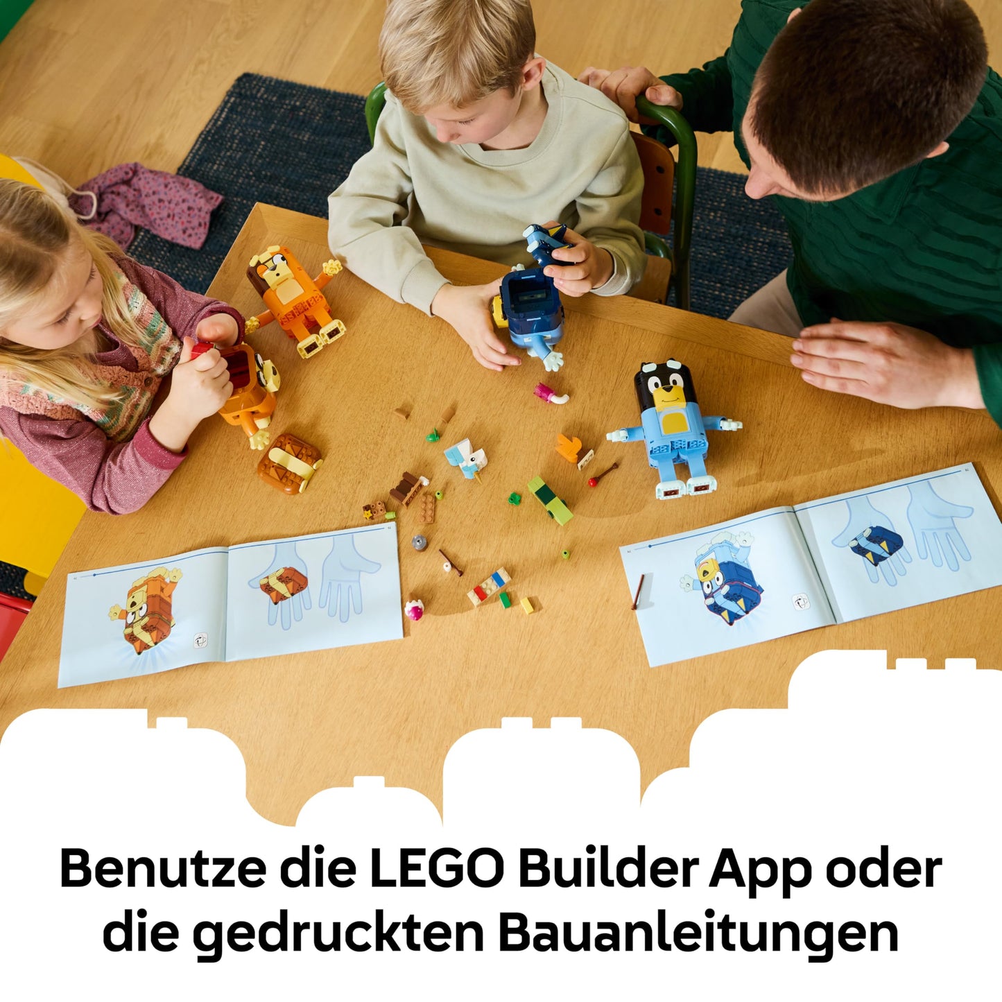 LEGO Blueys family bricks - educational toy including 4 figures with different facial expressions & accessories - Montessori set - birthday gift for girls and boys aged 5 and over - 11217