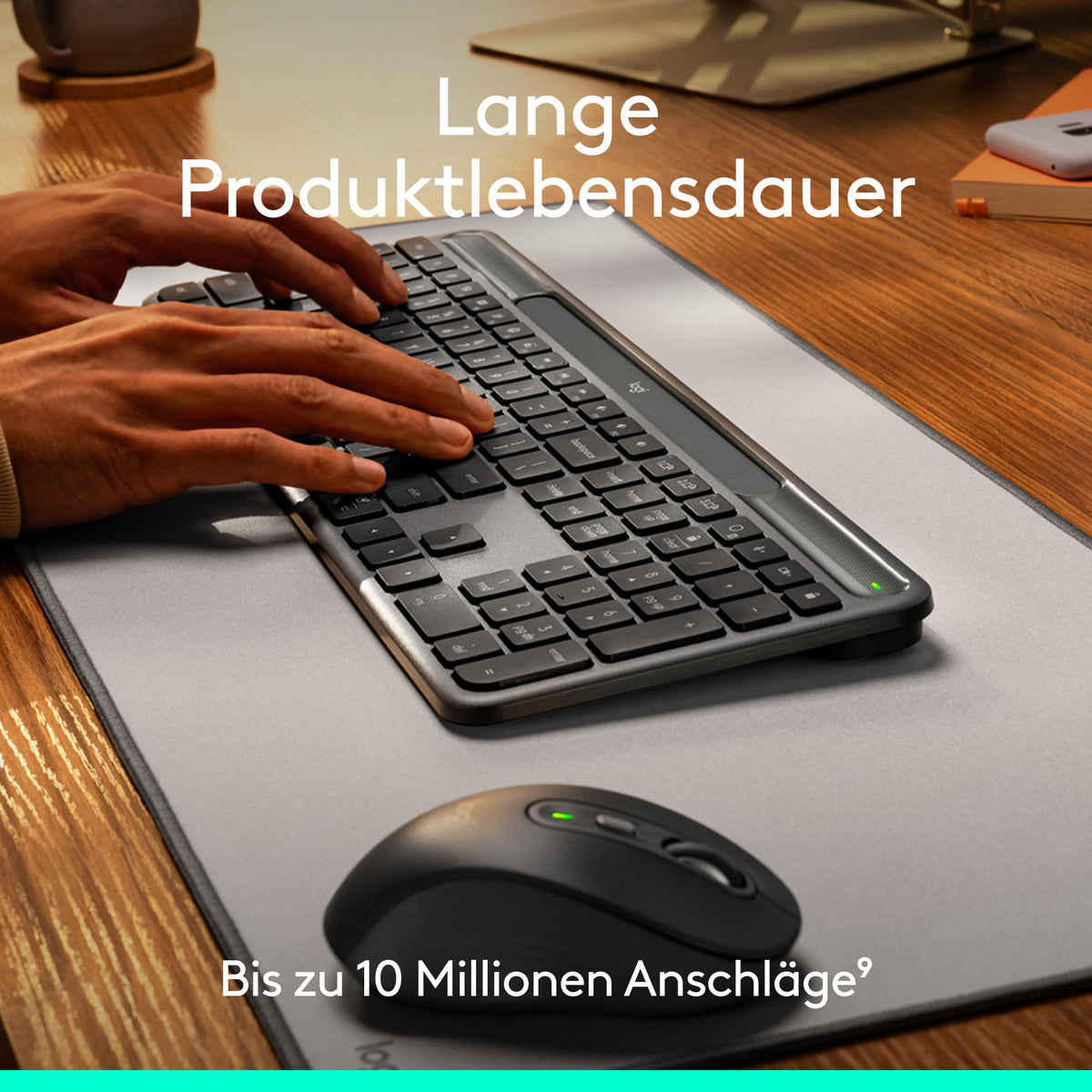 Logitech Signature Slim Solar+ tastatură wireless - 920-013757