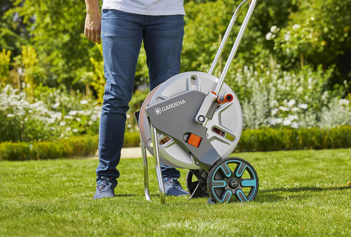 Gardena CleverRoll M metal: hose trolley with up to 60 m capacity, particularly stable, stable hose guide, drip stop (18541-20)