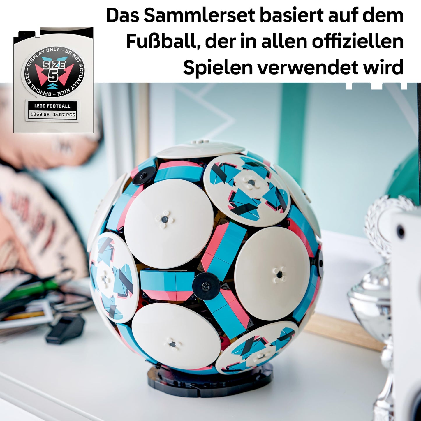 LEGO Editions football toy - 3D model building with interactive miniature stadium - birthday gift for boys and girls aged 10 and over as well as adult sports fans - 43019