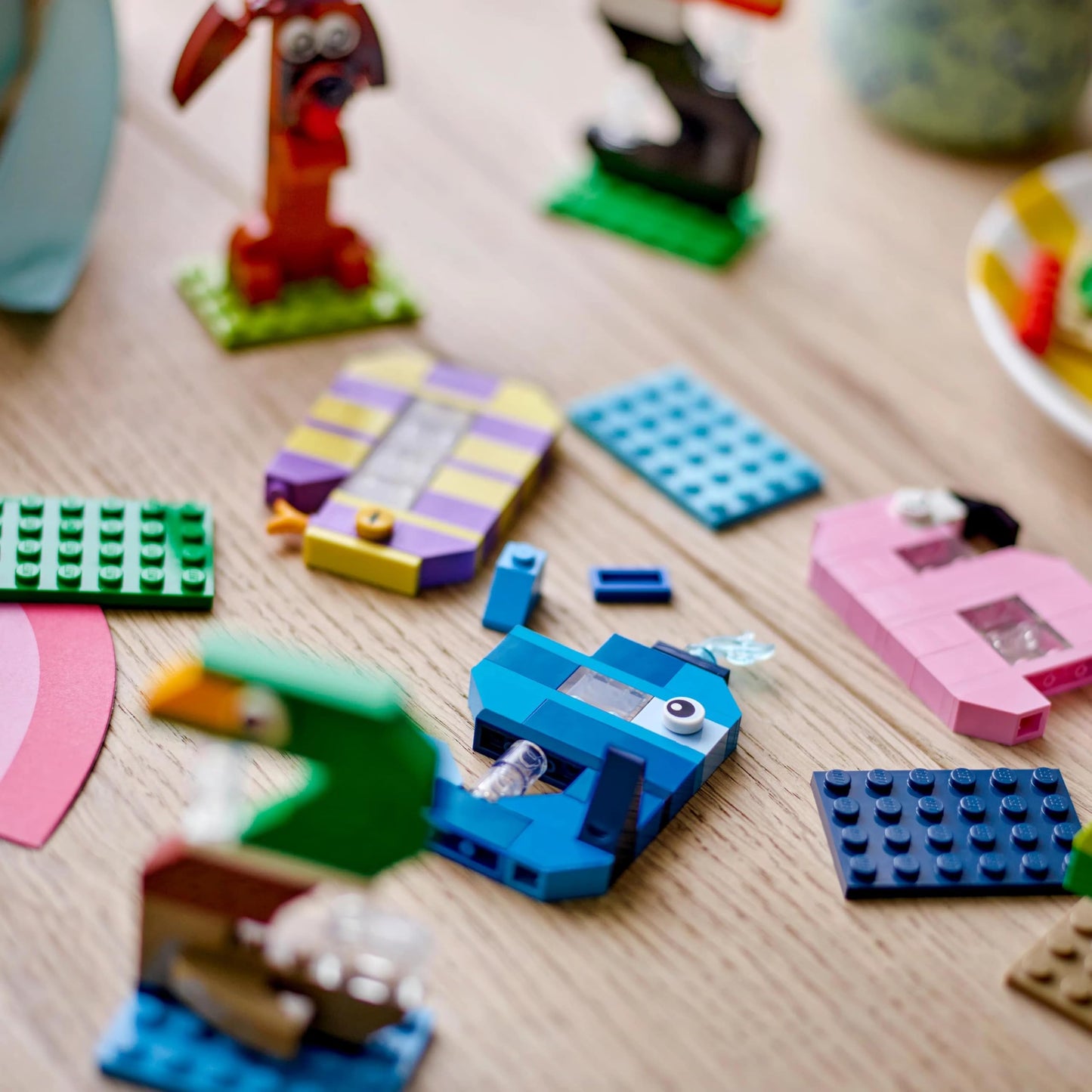 LEGO birthday numbers - cake topper with animals including dog, spider and whale - table and party decoration or counting game - gift idea for boys and girls aged 6 and over - 40807