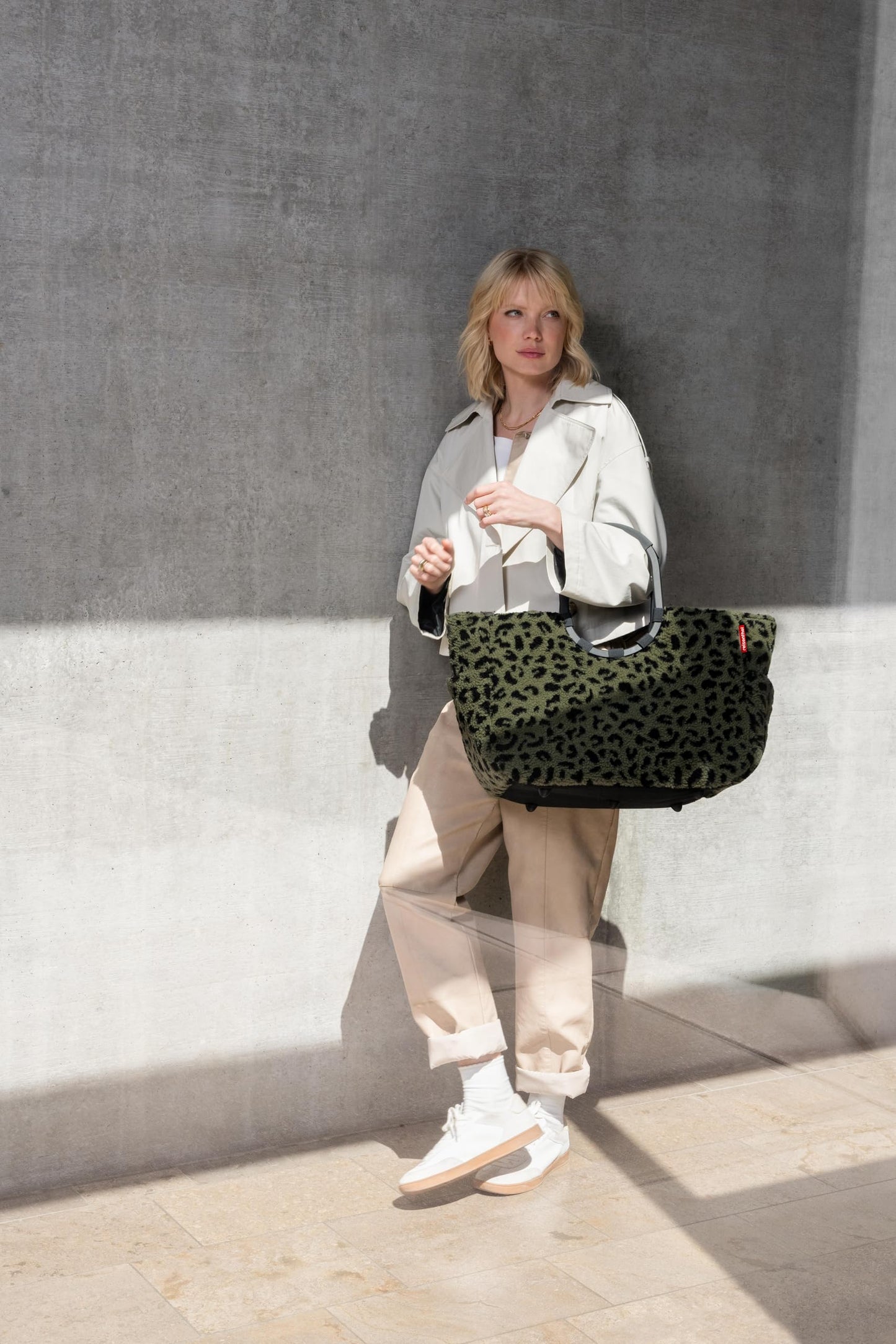 reisenthel loopshopper L teddy leo olive – sturdy bag with practical compartments made from recycled PET bottles – charming and water-repellent design - OR5055