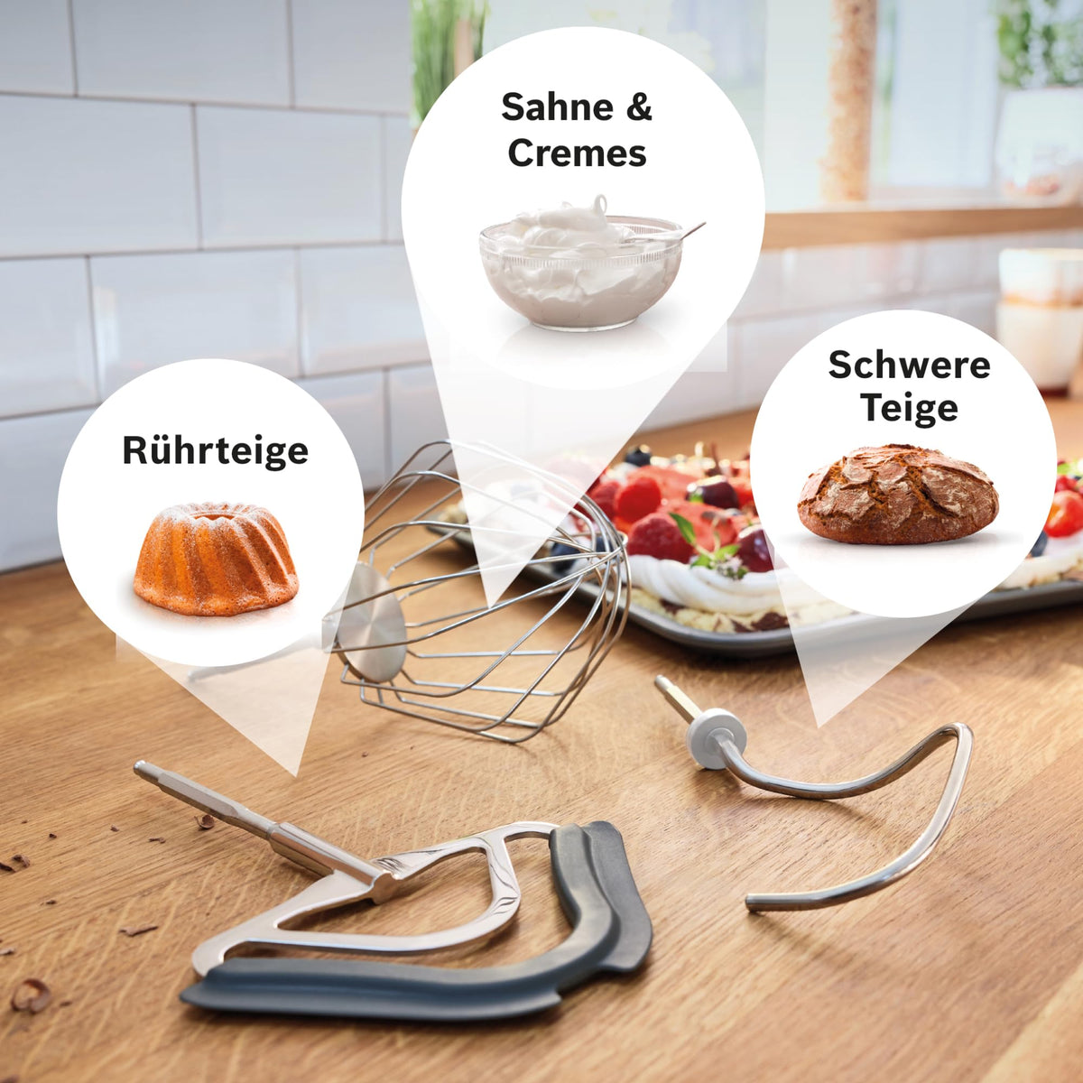 Bosch Kitchen Machine MUM5 MUM5X720, integrated scale, stainless steel bowl 3.9L, blender 1.25L, professional kneading hook, planetary mixing gear, whisk, continuous slicer, 1000 W, silver/dark red