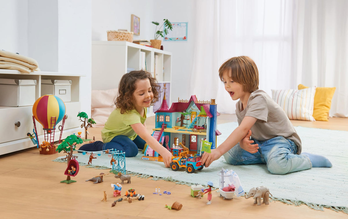 PLAYMOBIL | Animals & Friends | Colorful Animal Villa | Toy for ages 4 and up | Gift for children | Promotes creativity & interaction with animals | Includes animals, figures & accessories | 71852