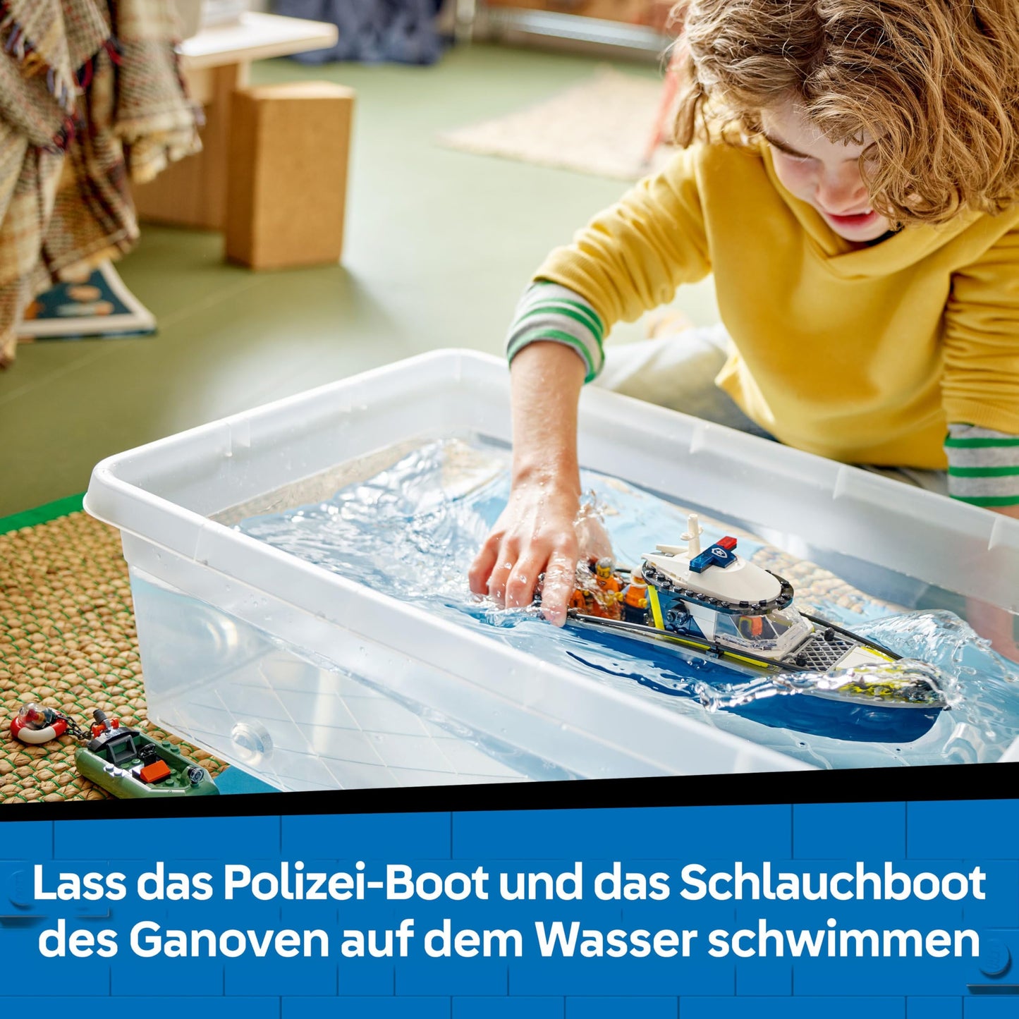 LEGO City Police Boat Chase - Playset with floating speedboat, crook's inflatable boat, 3 mini figures and a shark figure - Gift for boys and girls aged 6 and up - 60456