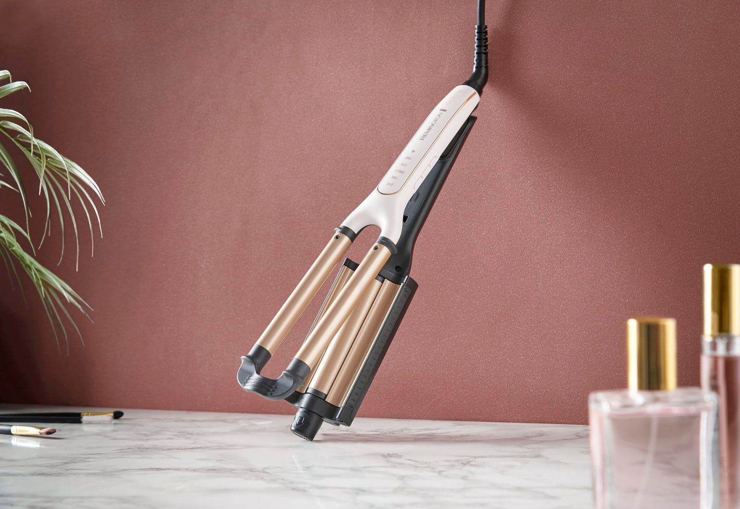 Remington wave iron [test winner] ProLuxe 4-in-1 curling iron: beach, natural waves, water waves, (digital display, temperature setting up to 210°C) crepe iron, multistyler CI91AW, white rose