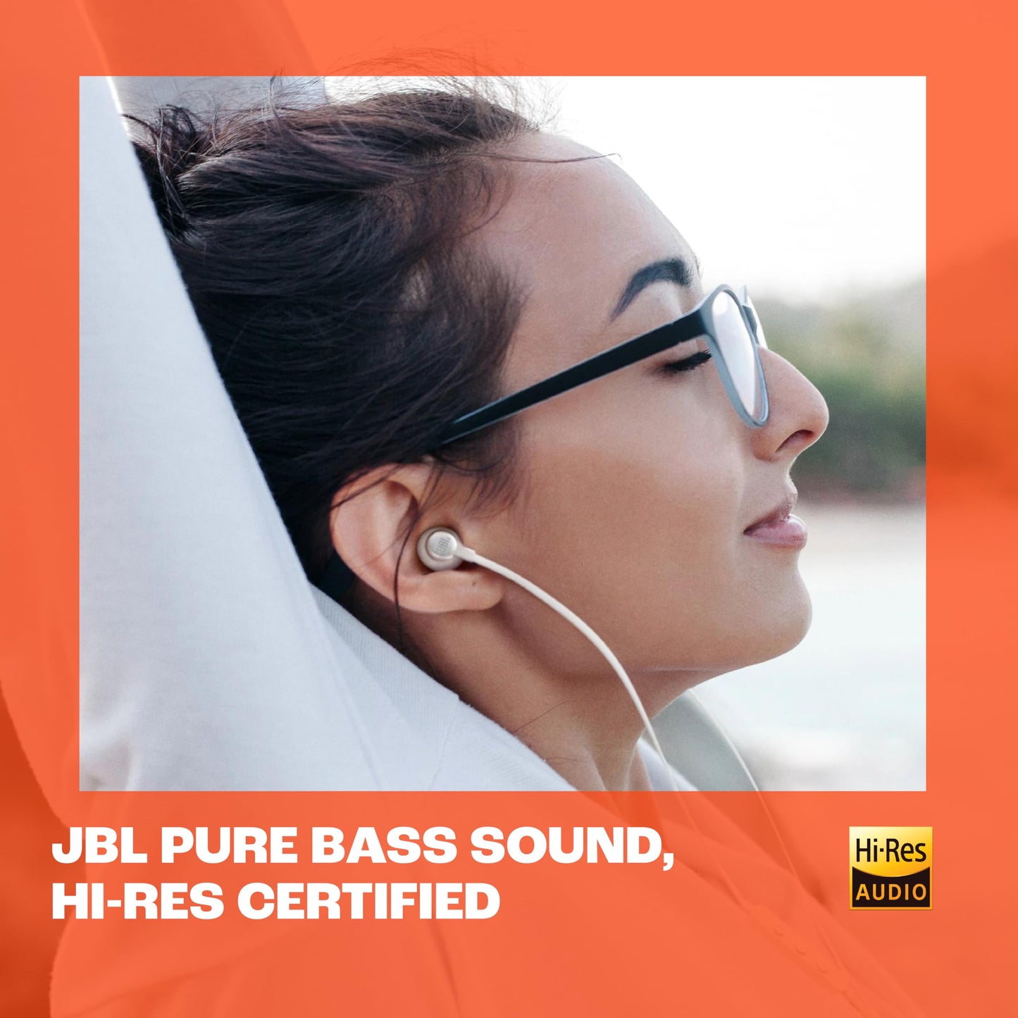 JBL Tune 305 C Headphones - Wired in-ear headphones with JBL Pure Bass Sound, microphone and USB-C port - white - JBLT305CWHT