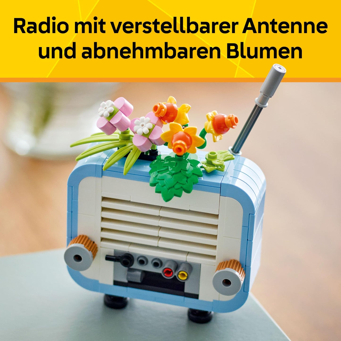 LEGO Creator 31172 3-in-1 record player with flowers, building toy - converts into a radio model or microphone - music toy for 8+ year old girls and boys - creative gift idea