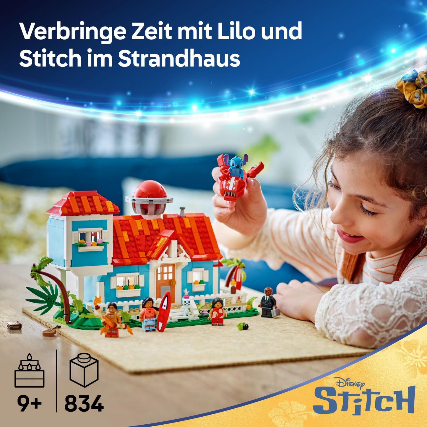 LEGO | The beach house from “Lilo and Stitch” - toy with 6 rooms, roof terrace, spaceship and 5 minifigures - birthday gift for girls, boys and fans aged 9 and over - 43268