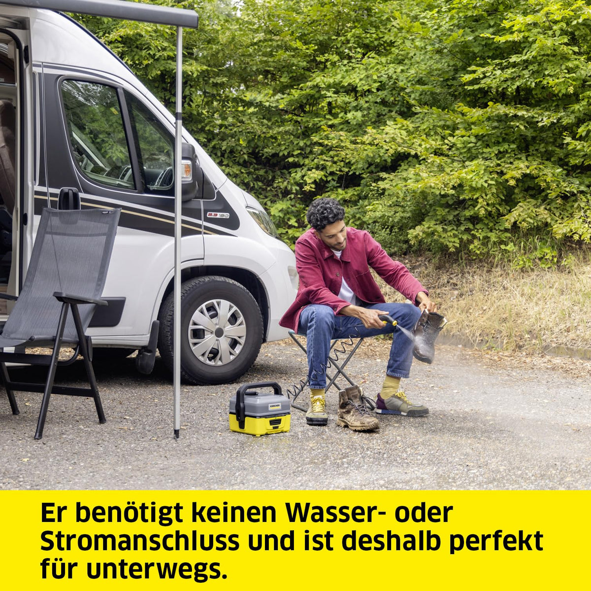 Kärcher Pressure Washer OC 3, low pressure, lithium-ion battery, flow rate: 2 l/h, weight: 2.2 kg, water tank: 4 l, spiral hose: 2.8 m, flat spray nozzle. - 1.680-015.0