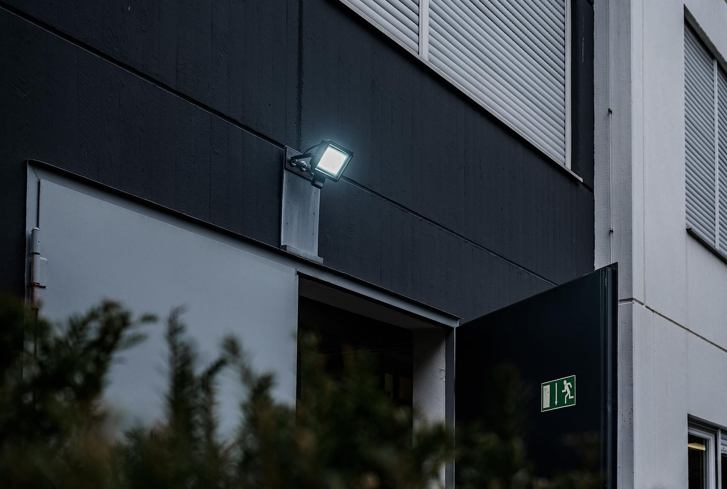 Brennenstuhl LED spotlight JARO 7060 P 50W - 1171250542