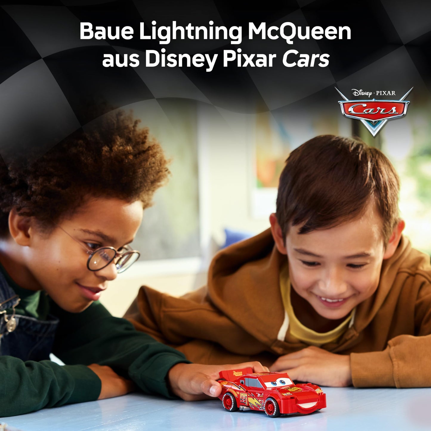 LEGO Speed Champions | Lightning McQueen - Toy for Cars from Disney Pixar - DIY decoration for children's rooms - Car play set - Creative gift for girls, boys and car fans aged 9 and over - 77255