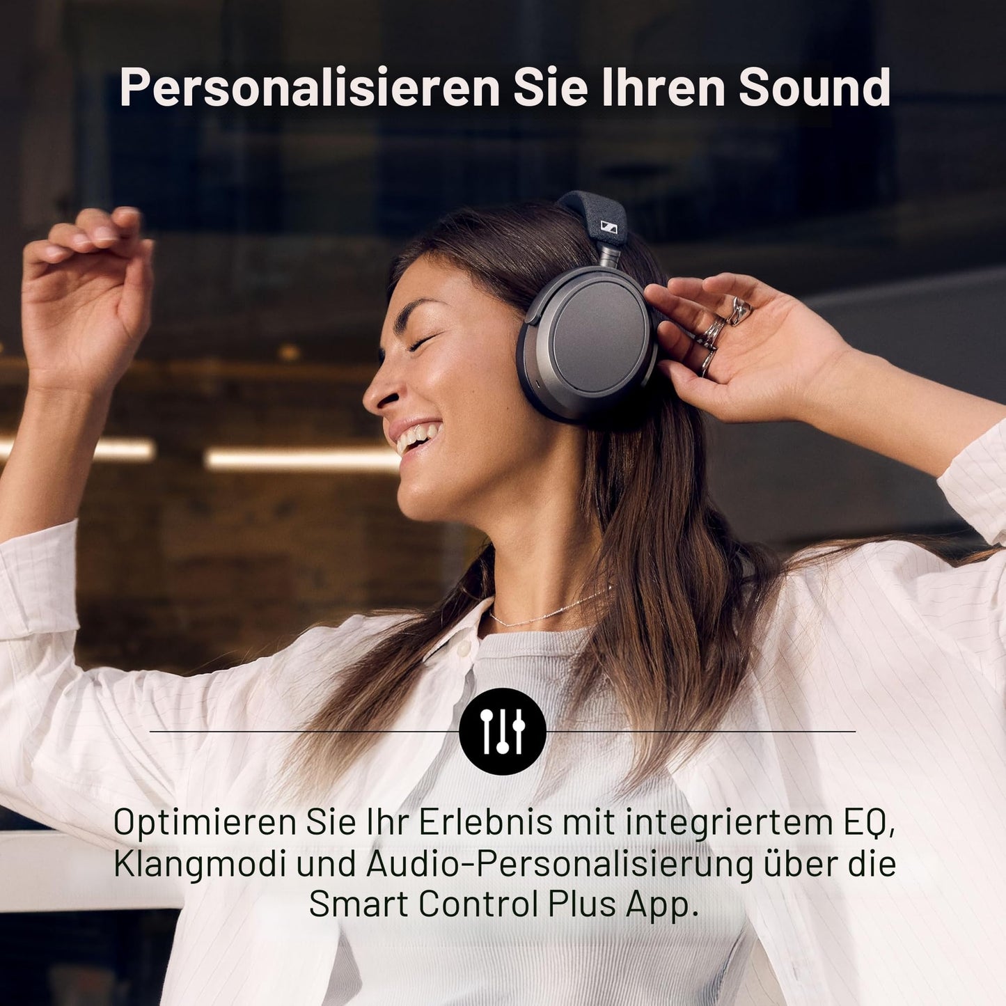 Sennheiser MOMENTUM 4 Wireless Noise Canceling Headphones - Bluetooth headphone headset for crystal clear calls with adaptive noise cancellation, over-ear, 60 h battery, foldable, graphite - 700383