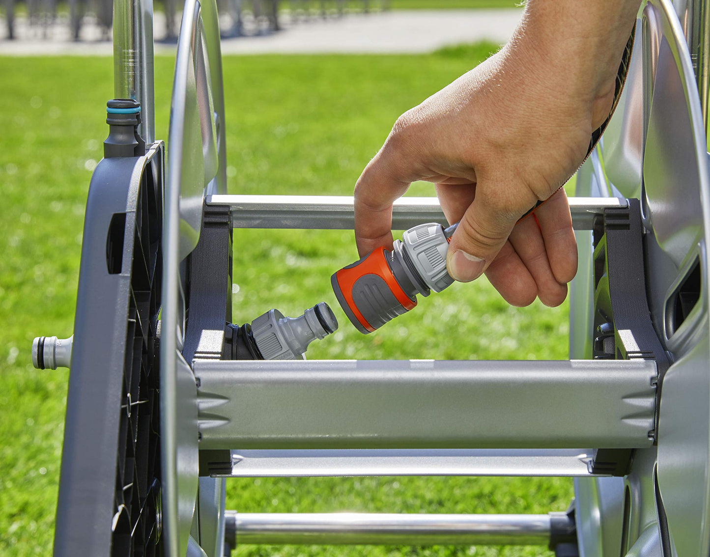 Gardena CleverRoll L Easy Metal: Large hose trolley with a capacity of up to 100 m, particularly stable, hose guide in a robust metal frame (18550-20)