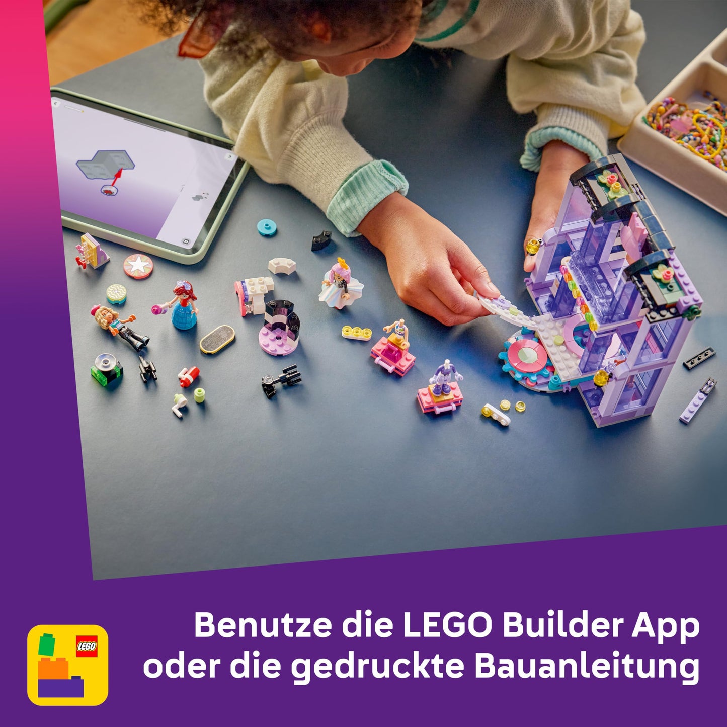 LEGO Friends Fashion Show in Heartlake City - Dress up game with 3 mini dolls, catwalk, customizable outfits including skirt, coat, hats & accessories - Creative gift for girls aged 7 and up - 42685