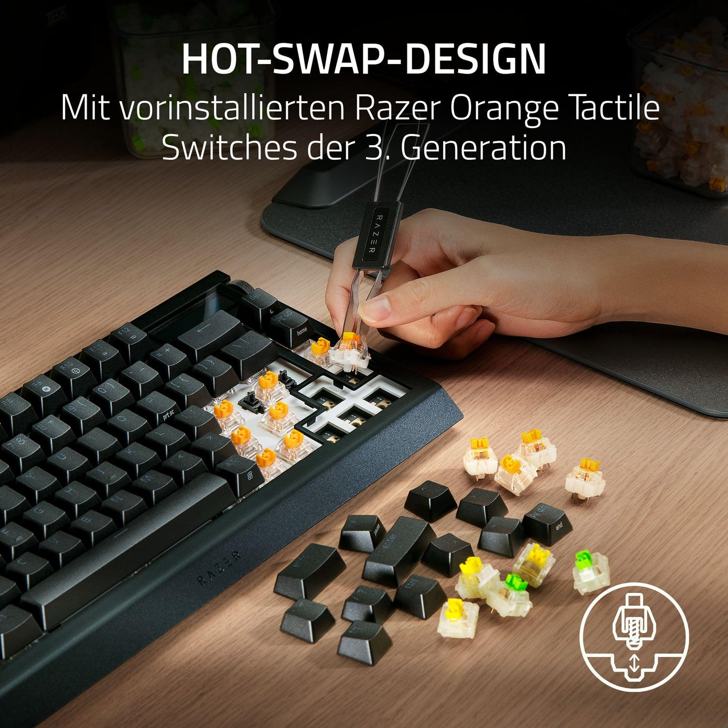 Razer BlackWidow V4 Pro 75% (RZ03-05130100-R3M1)