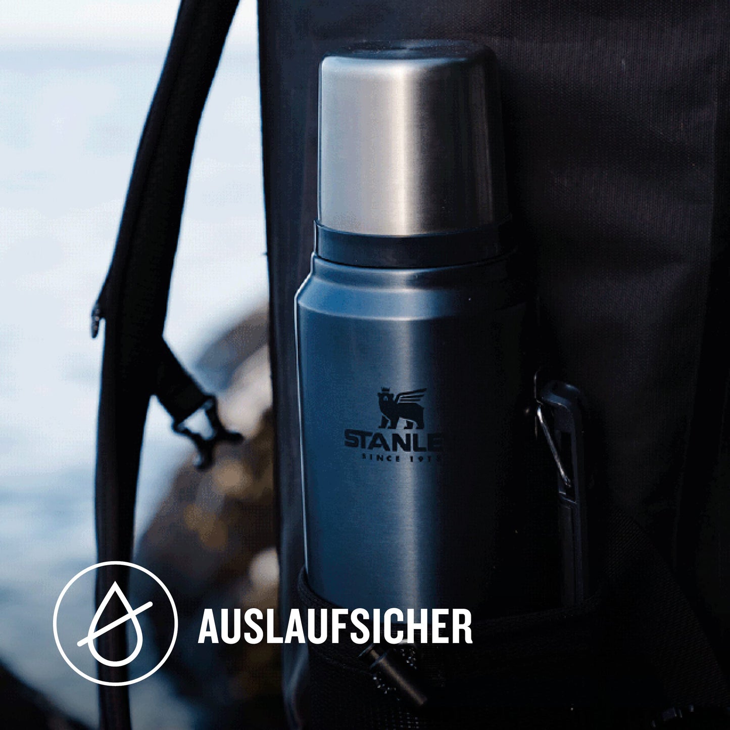 Stanley 1913 Classic Legendary Thermos Bottle 473 ml - Thermos Keeps Hot or Cold for 15 Hours - Stainless Steel Thermos Flask - BPA Free - Dishwasher Safe - Nightfall - 10-01228-088