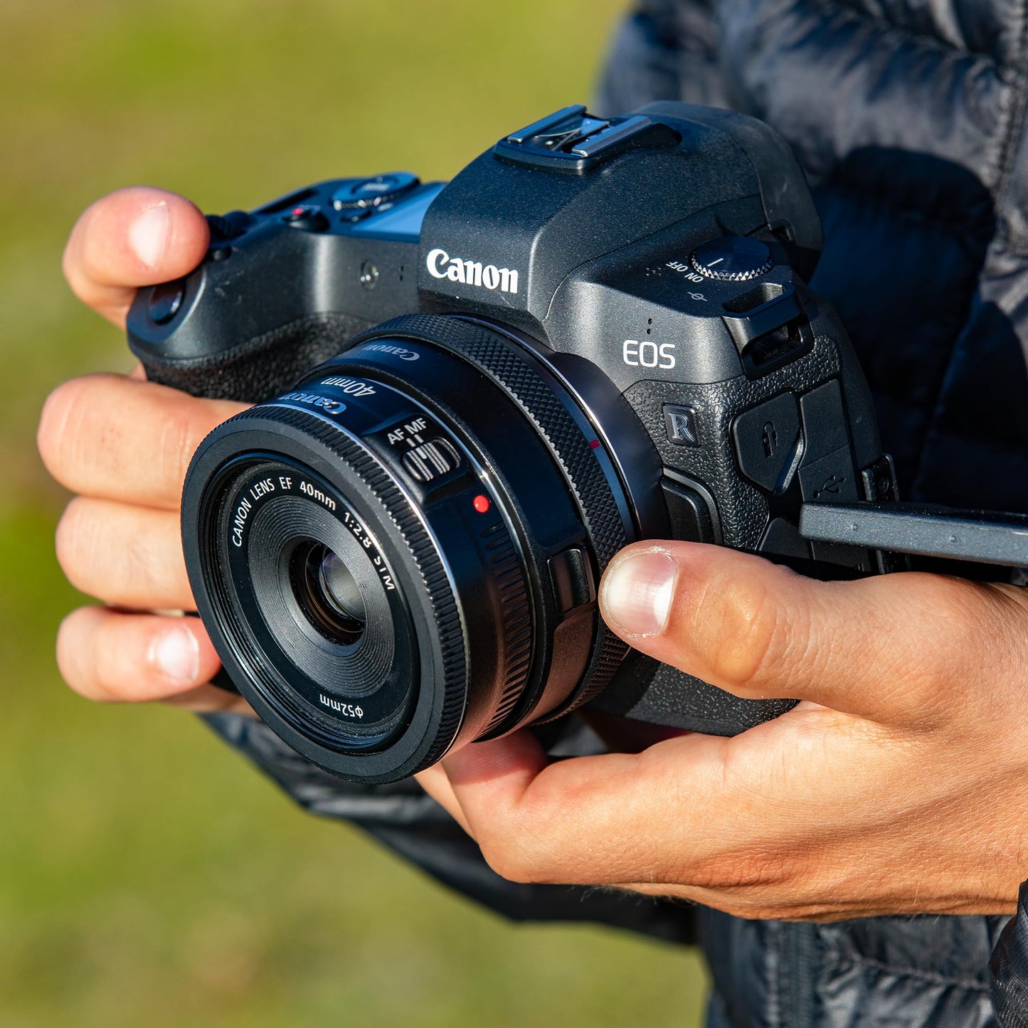 Canon bayonet adapter EF-EOS R with lens control ring for EOS R system cameras compatible with EF and EF-S lenses black - CR-EF-EOSR