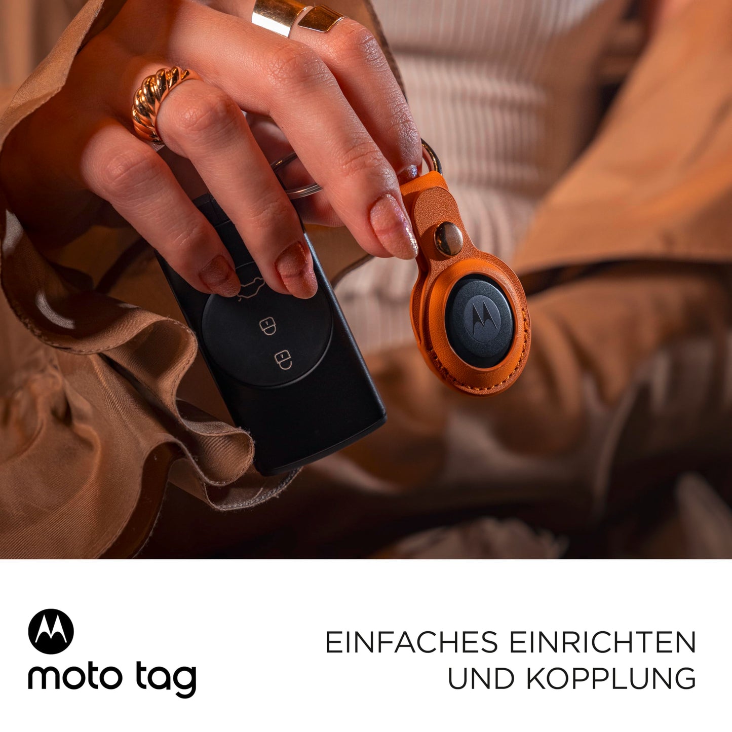 Motorola Moto Tag - Smart Tracker, pack of 1 (Android 9+ compatible, Bluetooth 5.4, IP67 water protection, USB-C, ultra wideband, finder for keys, luggage, etc.), Starlight Blue - PG38C06383