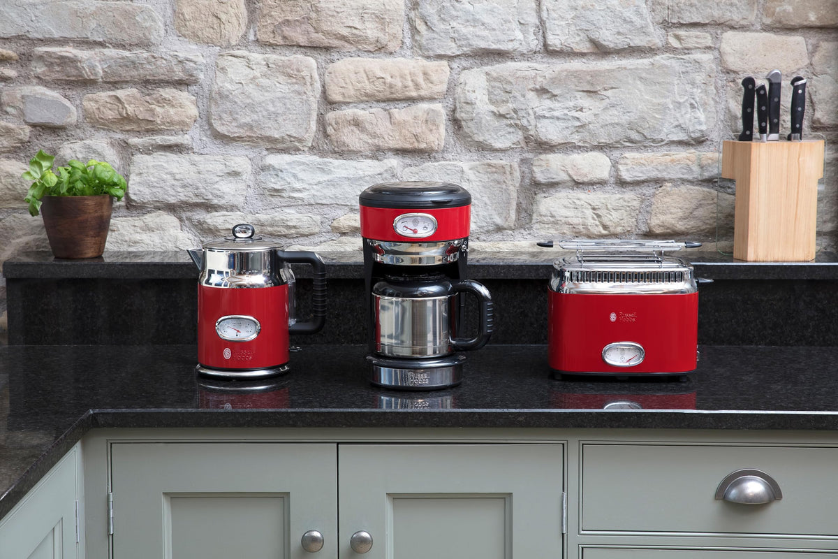 Russell Hobbs Toaster [for 2 slices] Retro Stainless Steel Red (Countdown display in retro design, includes bun warmer, 6 browning levels + defrost & reheat function, 1300W) Vintage 21680-56