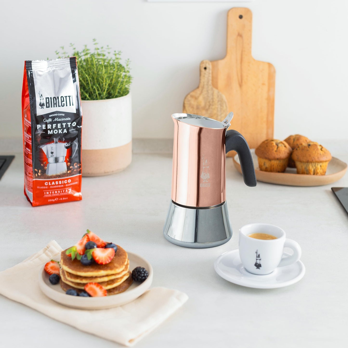 Bialetti coffee machine New Venus Bronze 4 cups, anti-burn handle, suitable for induction, 4 cups (170 ml), stainless steel, bronze - 0007284/CN