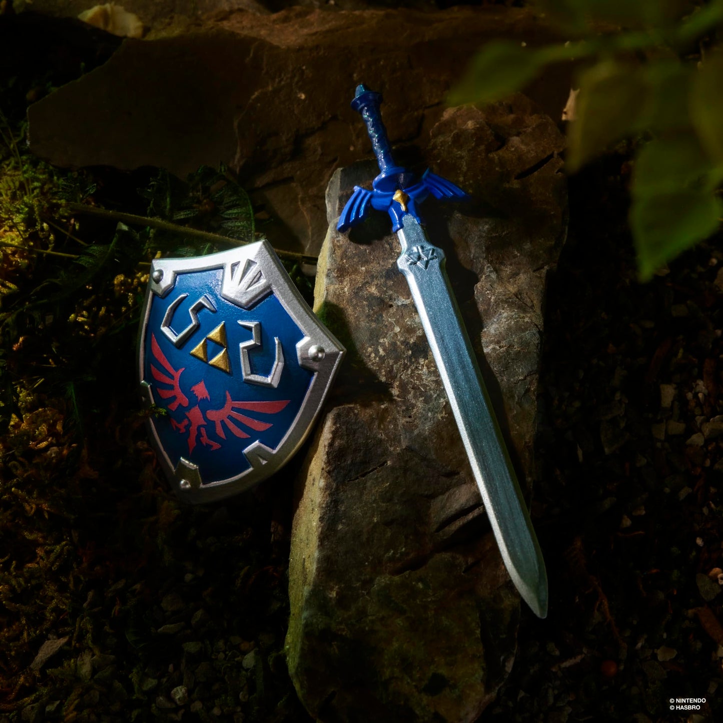 The Legend of Zelda Heroes of Hyrule Link, The Legend of Zelda: Tears of the Kingdom Premium Collectible Action Figure (15cm) - G45155X0