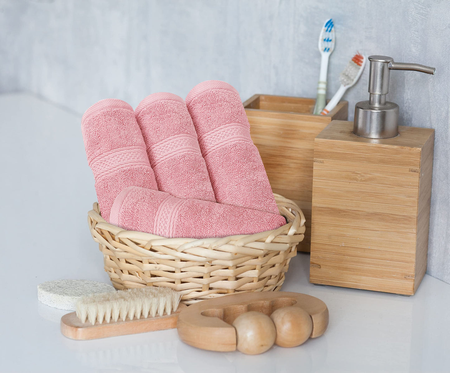 Utopia Towels 8 Piece Premium Towel Set, 2 Bath Towels, 2 Hand Towels and 4 Face Cloths, 600gsm 100% Ring-spun Cotton, Gym, Hotel and Spa (Dusky Pink) - UT0877