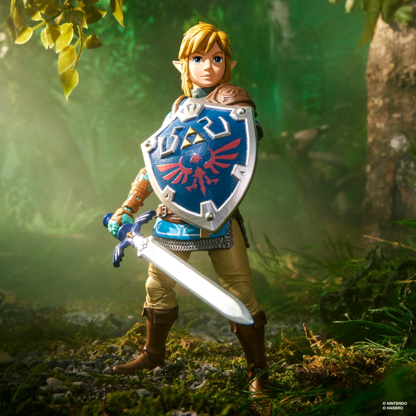 The Legend of Zelda Heroes of Hyrule Link, The Legend of Zelda: Tears of the Kingdom Premium Collectible Action Figure (15cm) - G45155X0